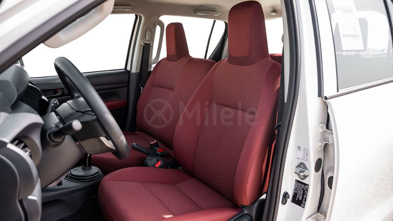 Toyota Hilux DLX