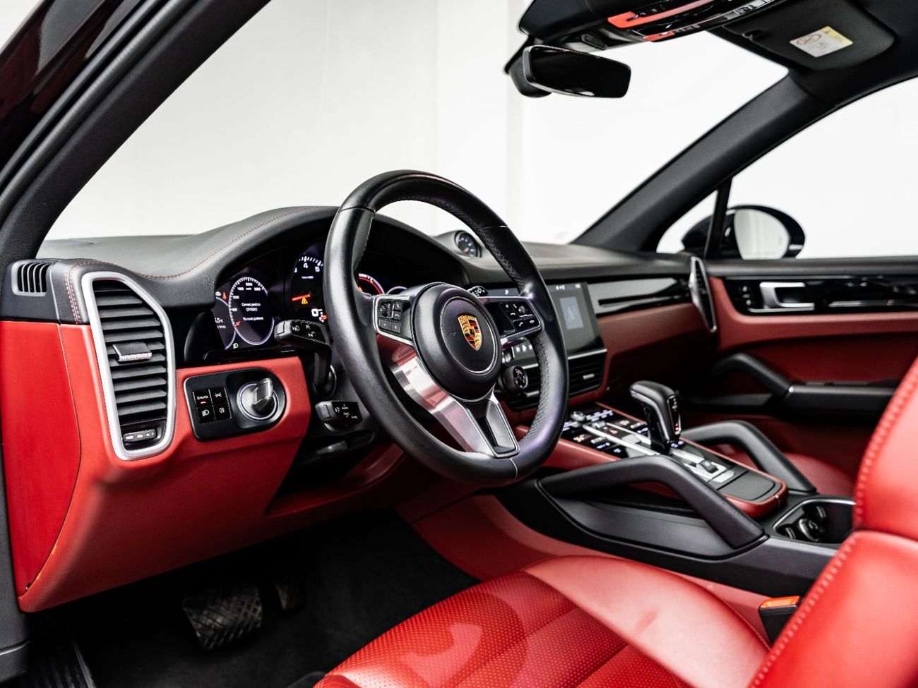 Porsche Cayenne Std 3.0L (340 HP) 2019 Porsche Cayenne SUV, Blackline Warranty, Full Service History, GCC