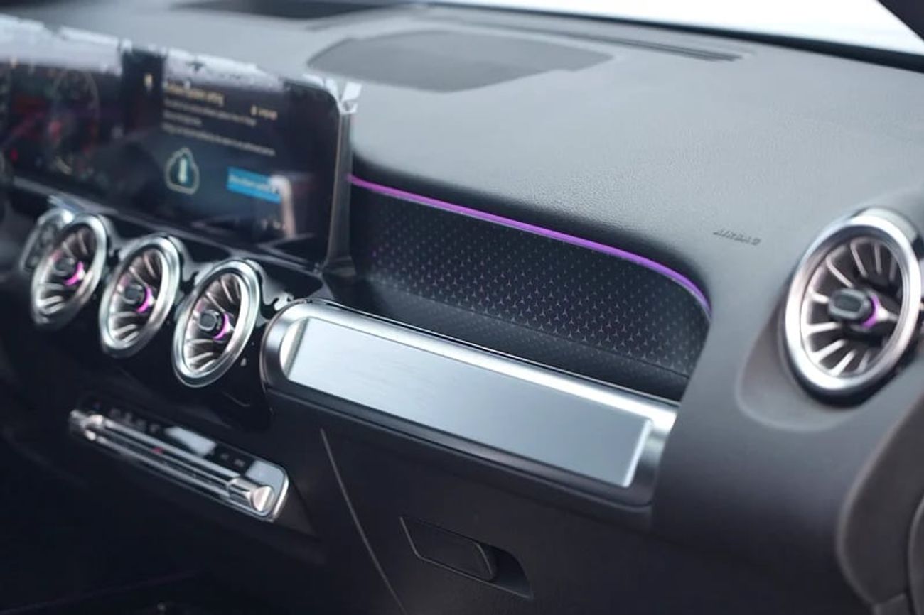 Mercedes-Benz GLB Summer Offer | 200 SUV | GCC 0km | Agency Warrany