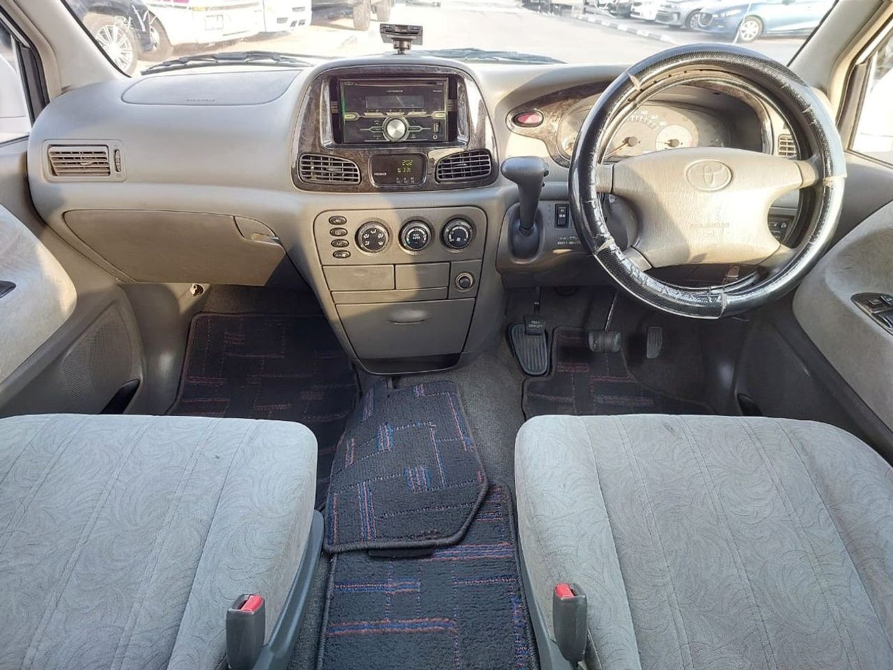 Toyota Lite Ace TOYOTA LITEACE NOAH VAN RHD 1999 MODEL 2.2 L DIESEL AUTOMATIC(PM25262)