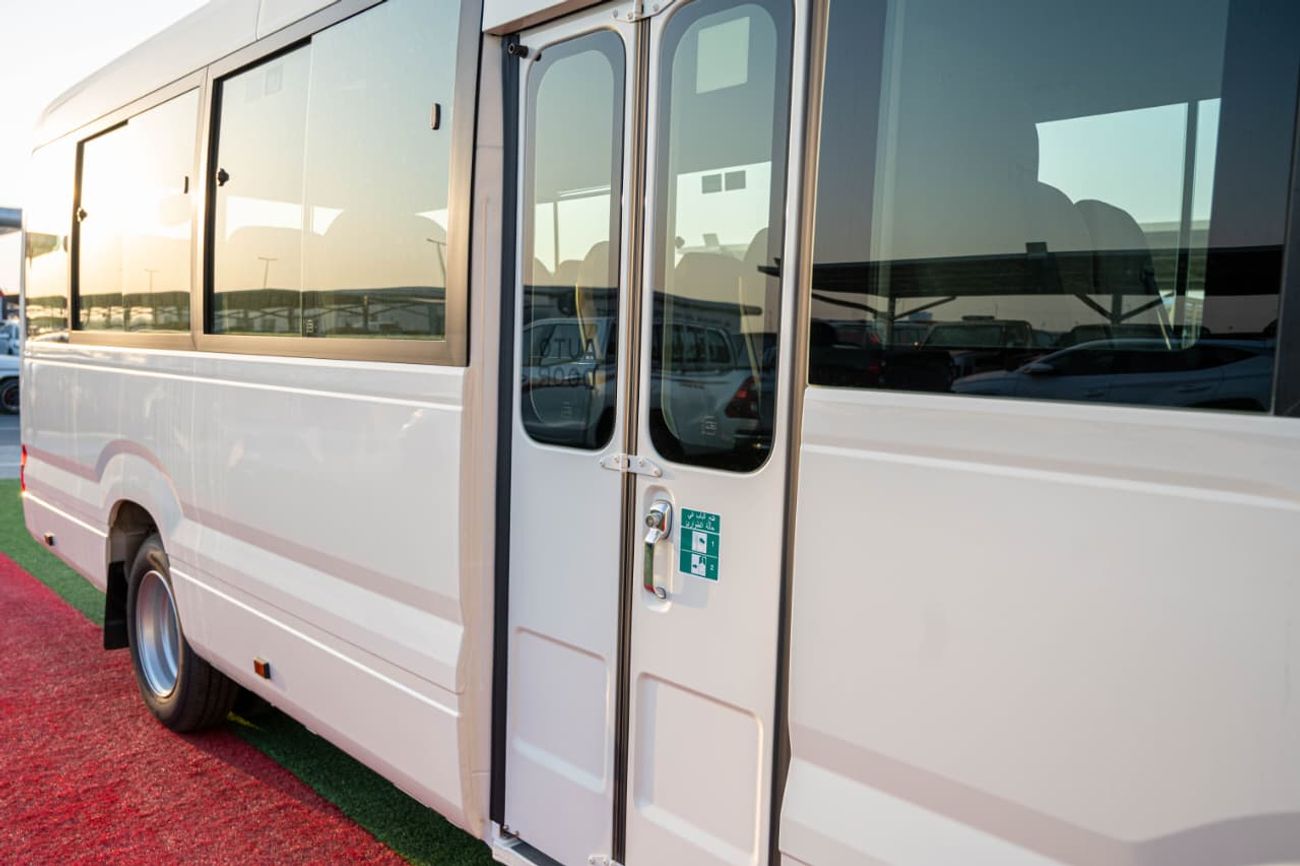 Toyota Coaster Coaster 4.2L DSL 23 DLX