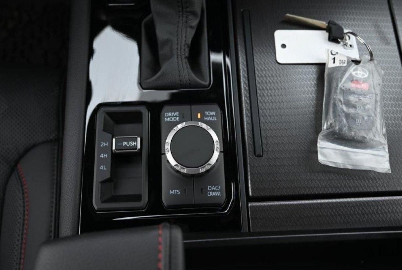 Toyota Sequoia TRD PRO HYBRID V6 3.5L TURBO 4WD 7 SEATER AUTOMATIC