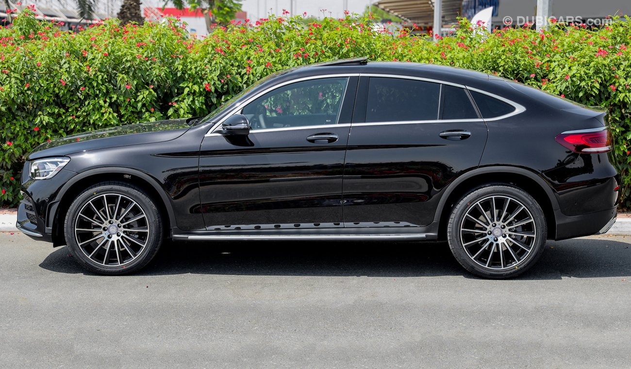 مرسيدس بنز GLC 300 AMG 4Matic ,GCC 0km W/ 3Yrs or 100K km + 3Yrs or 60K Svcs @Official dealer