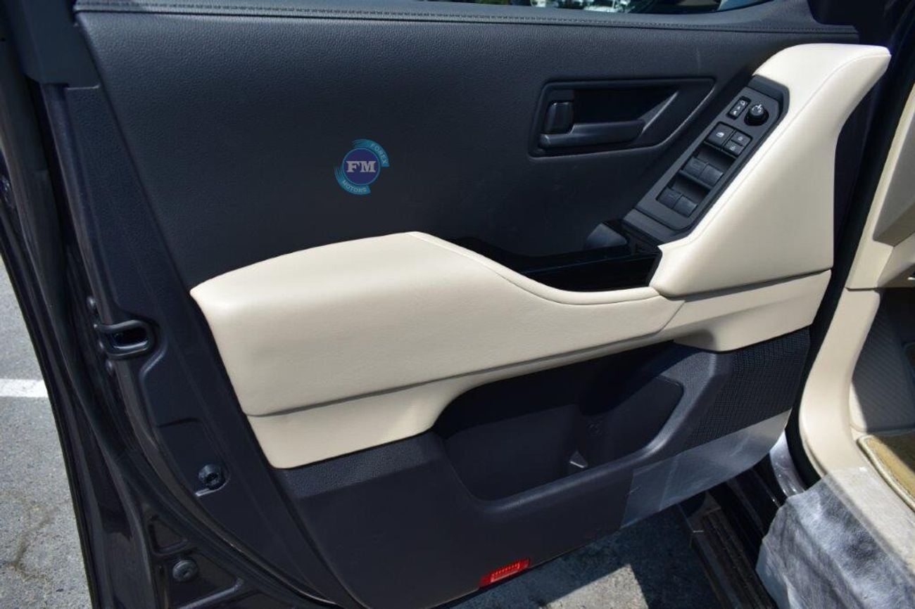 تويوتا لاند كروزر 300 GXR 3.5L Petrol