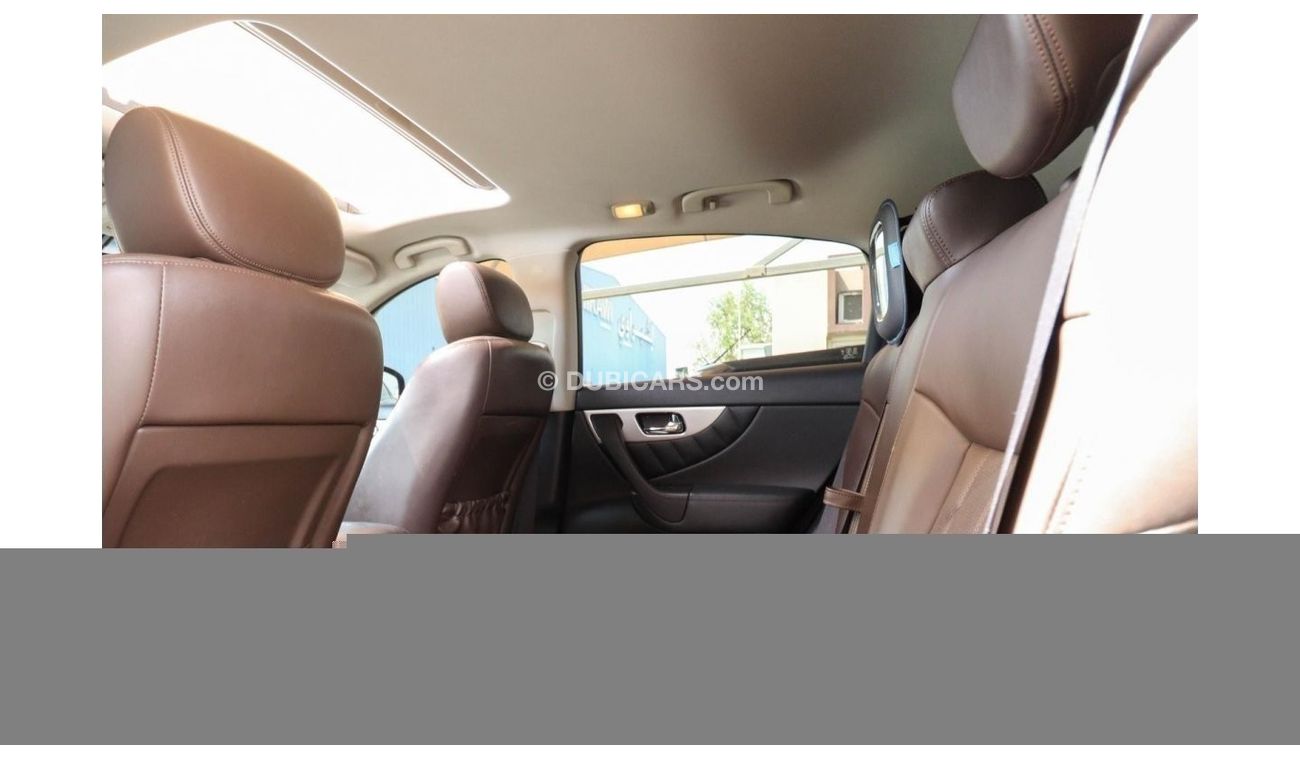 Infiniti QX70 Limited S51