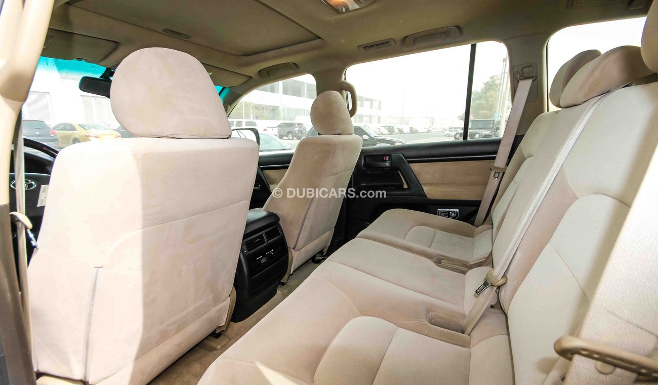 تويوتا لاند كروزر GXR V8