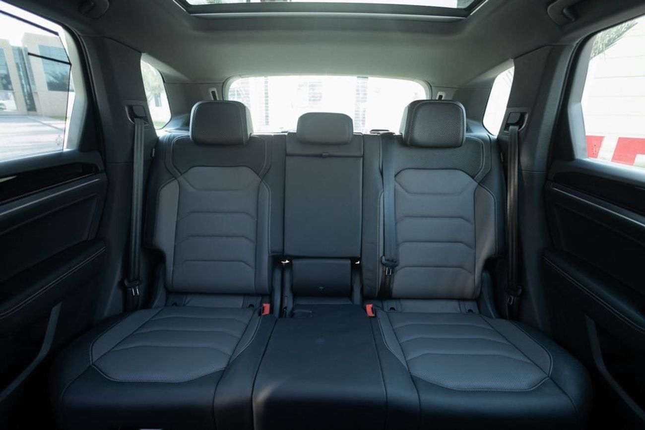 فولكس واجن طوارق R-Line 3.0L AWD