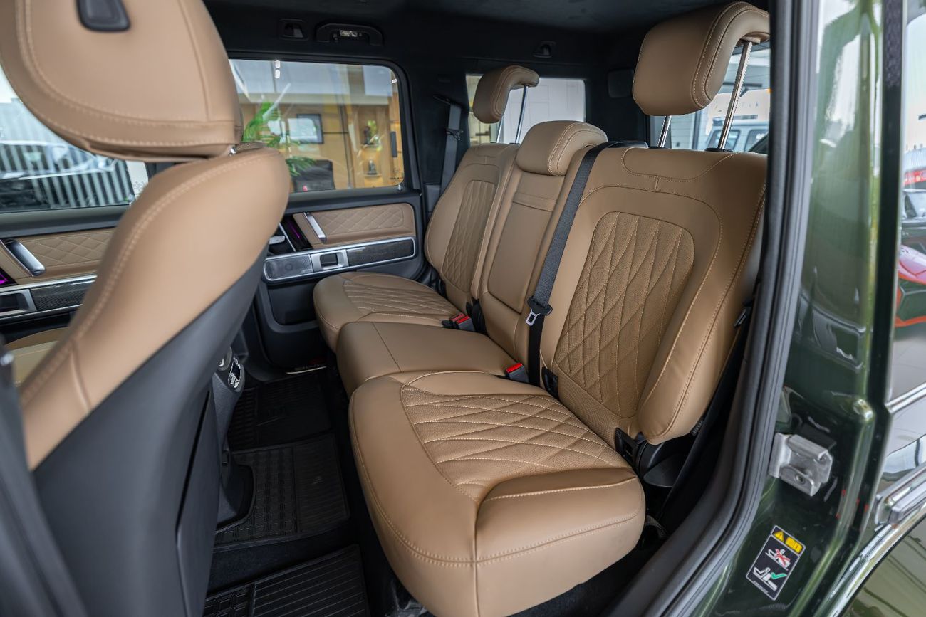 مرسيدس بنز G 63 AMG Double Night Package - Carbon Fiber - 2025 - 5 Years Gargash Auto Warranty