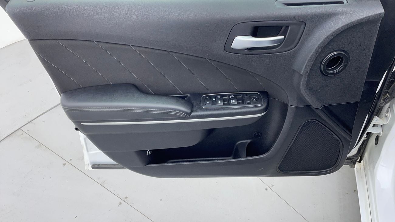 Dodge Charger SXT 3.6 | Zero Down Payment | Free Home Test Drive