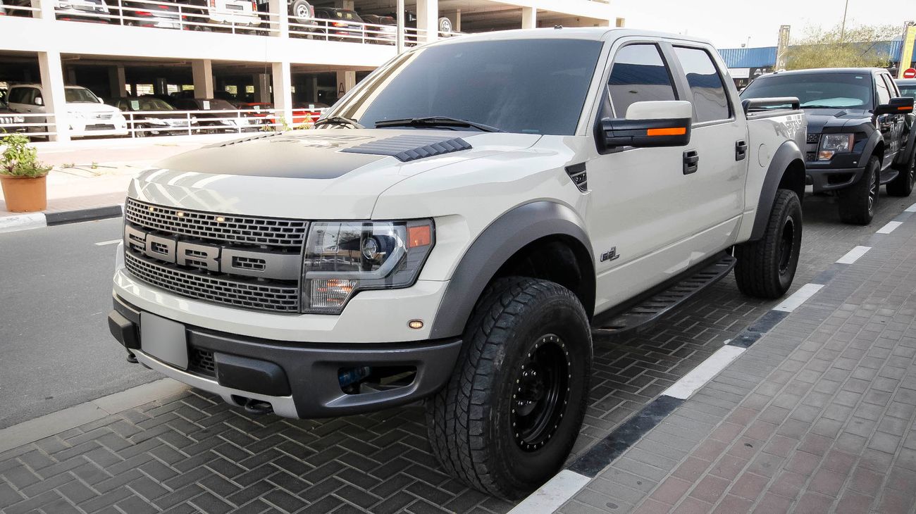 Ford F 150 Raptor 6.2L