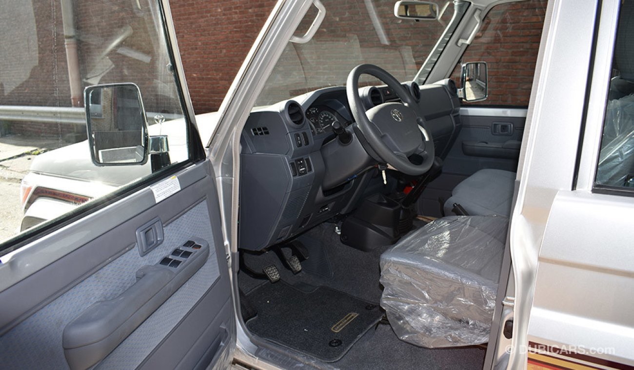 Toyota Land Cruiser Hard Top (76) 4.5 Diesel, 6 seats available in Europe