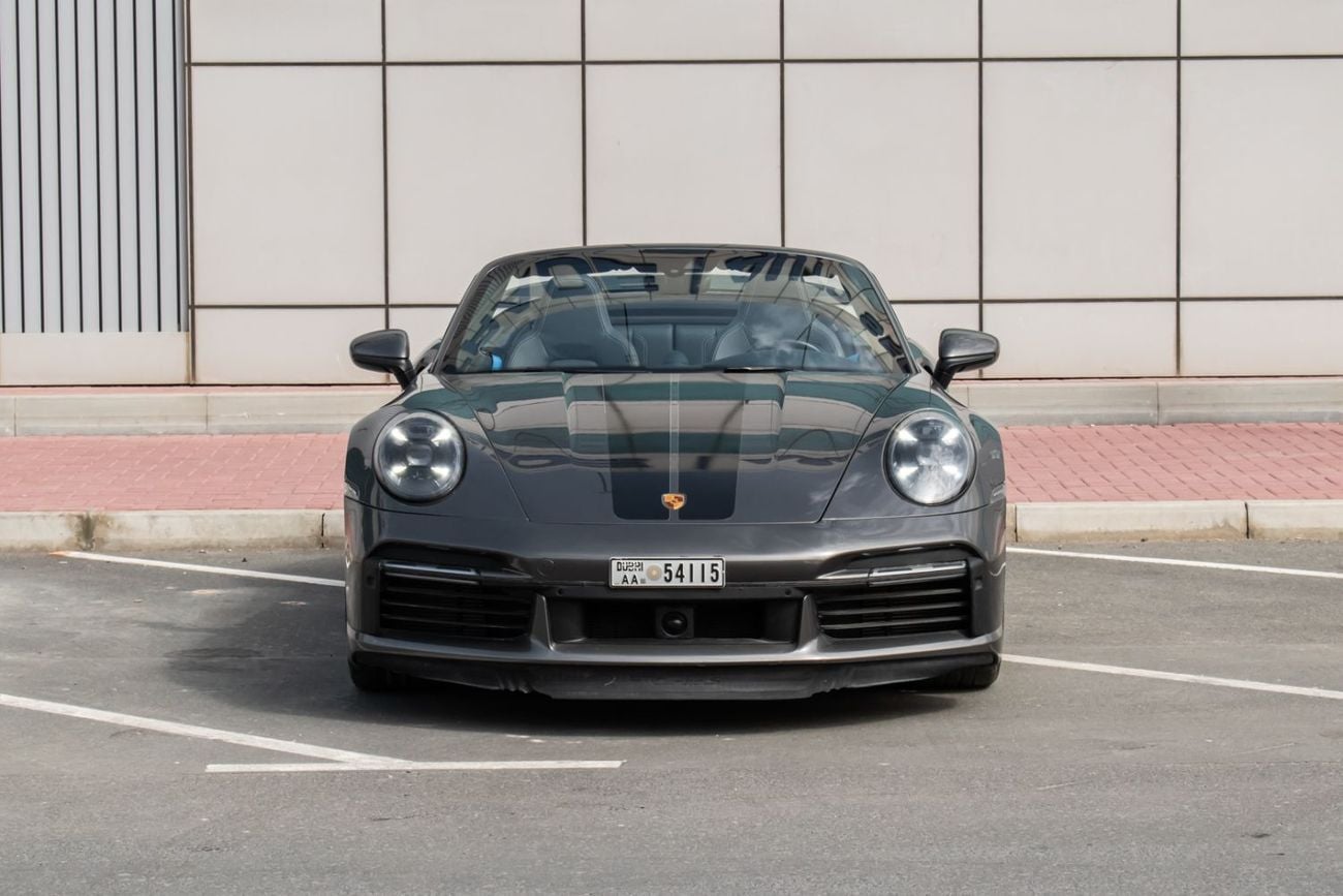 بورش 911 STD Turbo S 3.8L (640 HP) Convertible