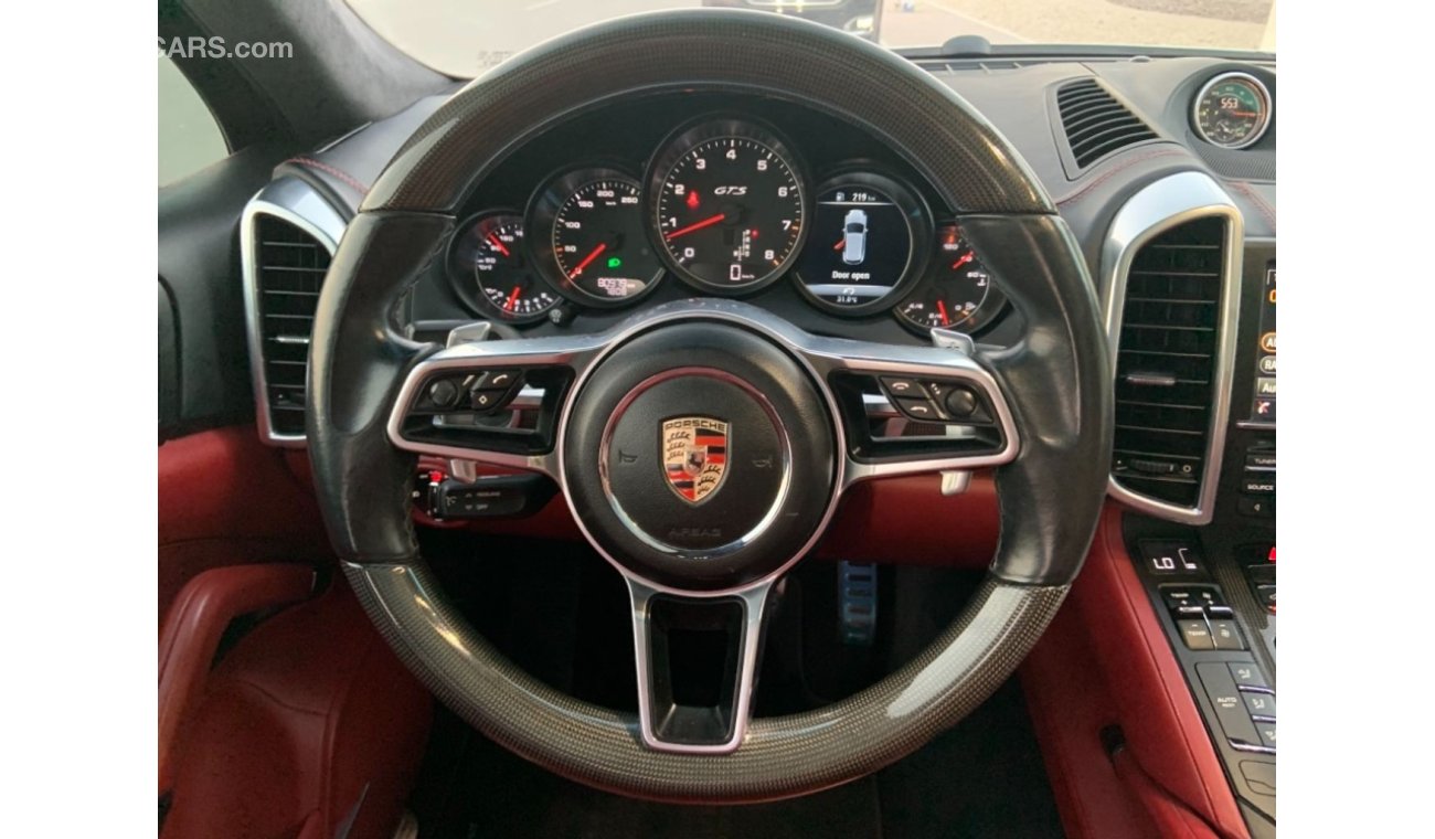 Porsche Cayenne PORSCHE CAYENNE GTS 2016 3.6 L / V6 Gcc