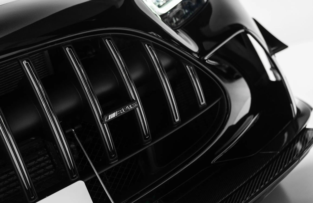 Mercedes-Benz AMG GT 4.0L V-8 Bi-Turbo Engine