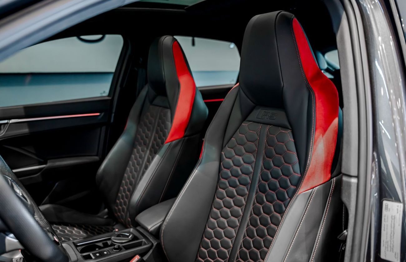 Audi RS Q3 TFSI quattro 2022 Audi RSQ3, 2025 Audi Warranty, 2027 Audi Service Contract, Low Kms, GCC