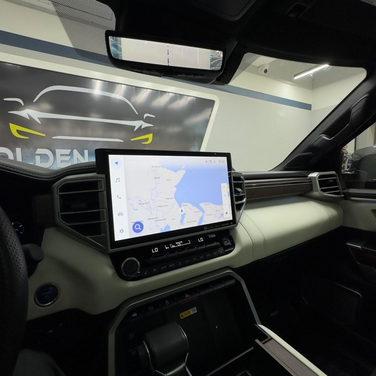 تويوتا سيكويا Capstone