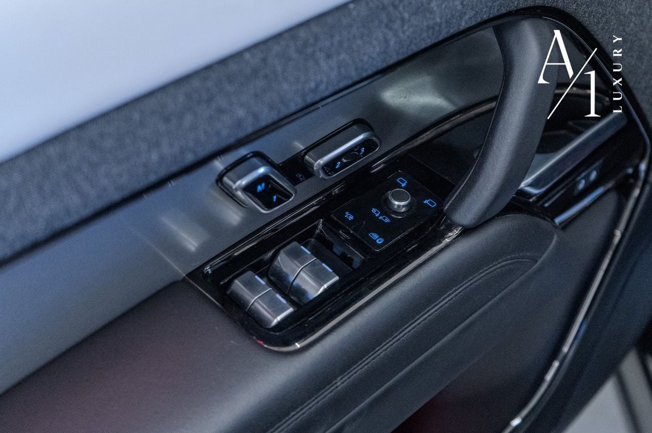 لاند روفر رينج روفر سبورت 2025 Range Rover Sport, P530 Autobiography, Fully Loaded, American Spec Converted To GCC