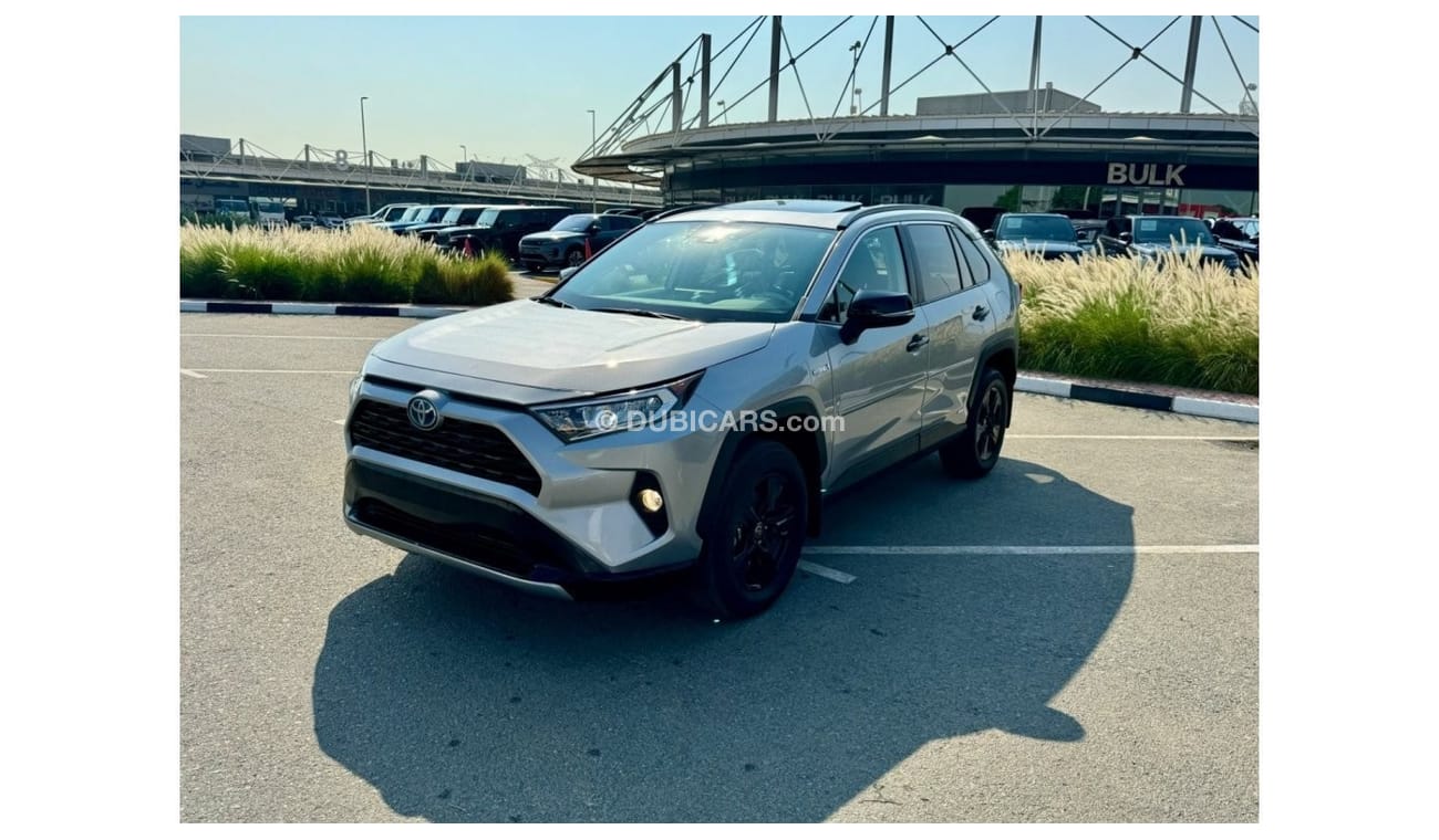 Toyota RAV4 2021 XLE EV HYBRID ENGINE SUNROOF 4x4 USA IMPORTED