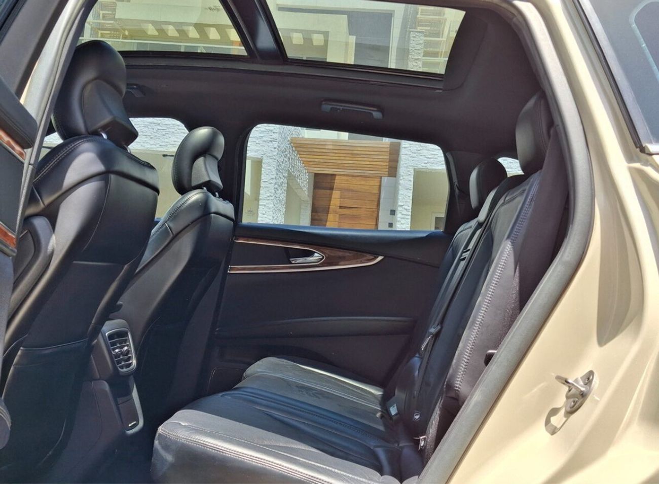 لينكولن ام كى اكس