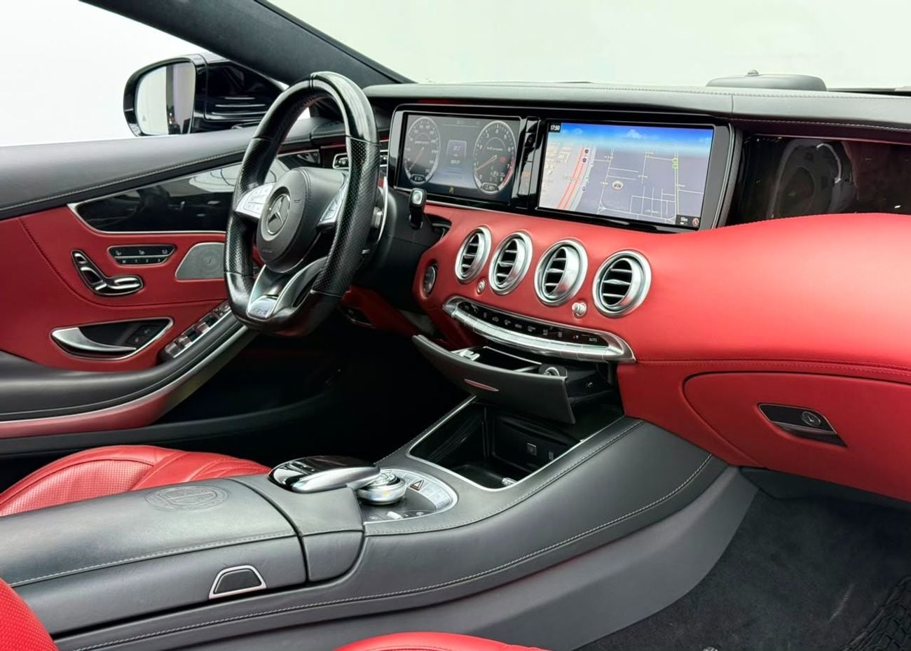 Mercedes Benz S63 AMG STD 2016 Mercedes-AMG S63, Excellent Condition, Japanese Specs.