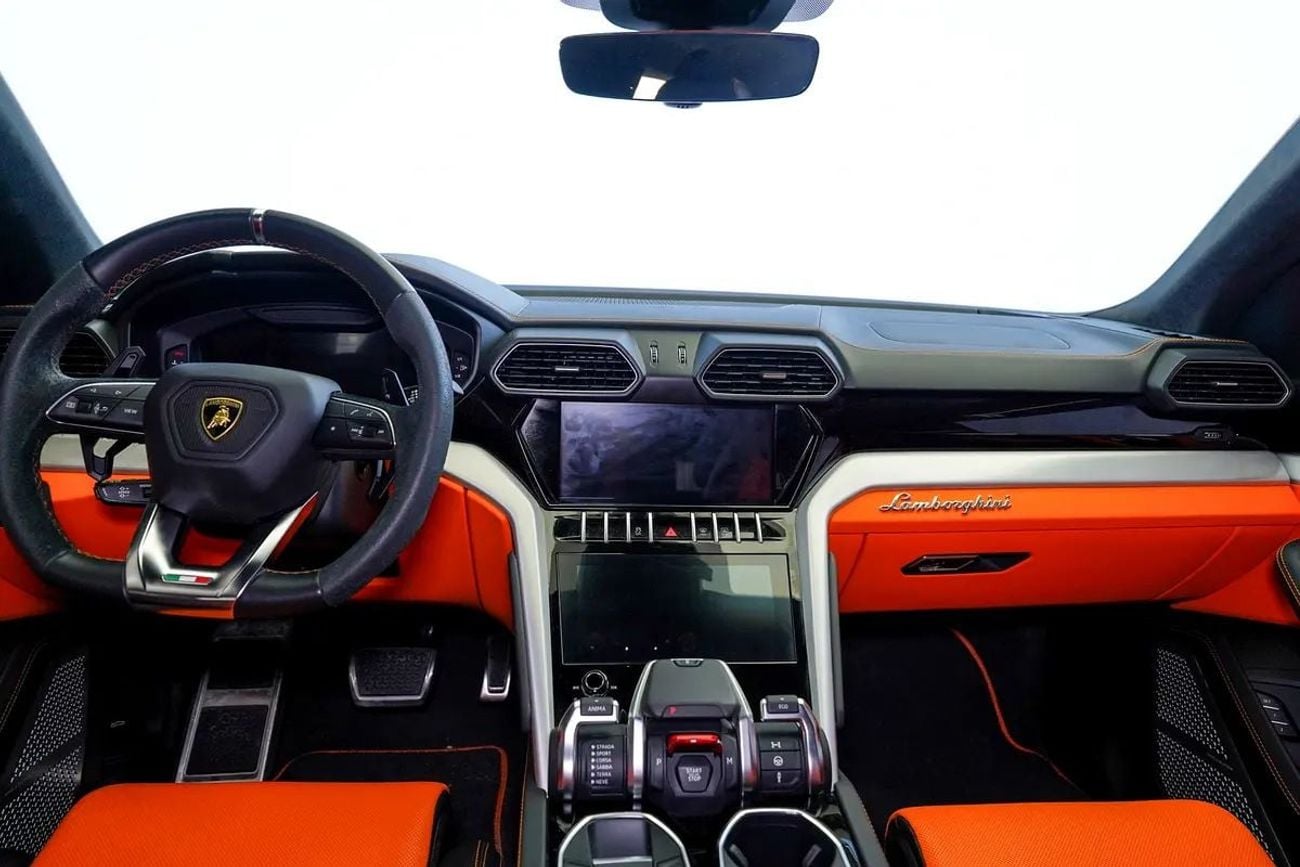 لامبورغيني اوروس STD 4.0T V8