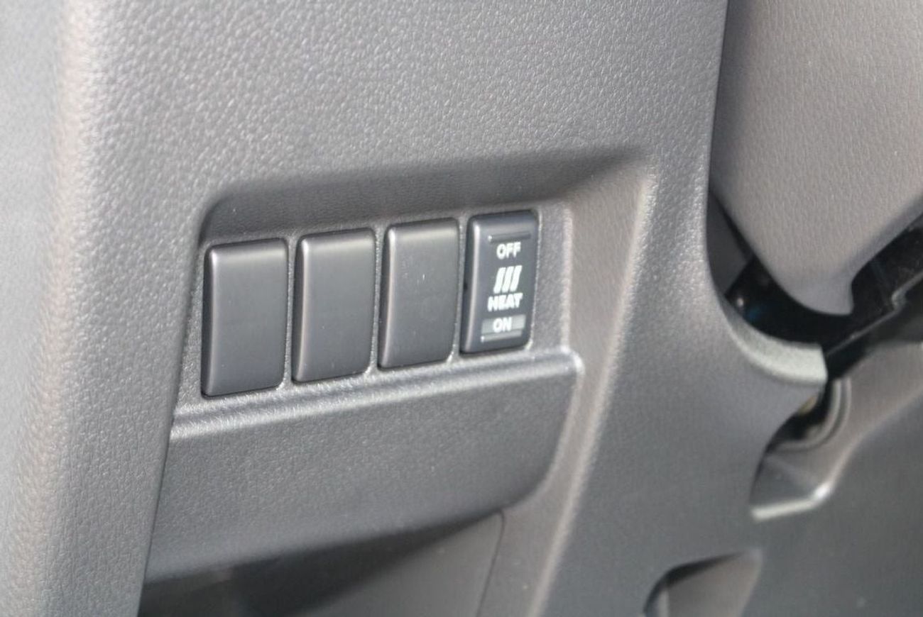 Nissan Urvan NISSAN URVAN HR SB 2.5L DIESEL CX 15 SEATER MANUAL 