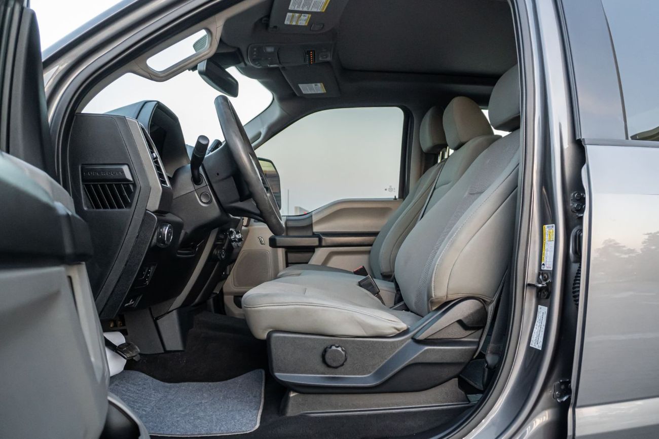 Ford F 350 SUPER DUTY XLT DOUBLE TIRE