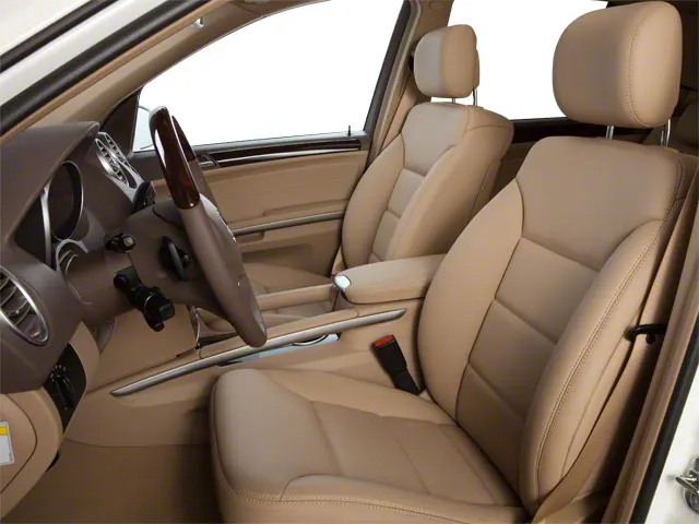 Mercedes-Benz ML 350 interior - Seats