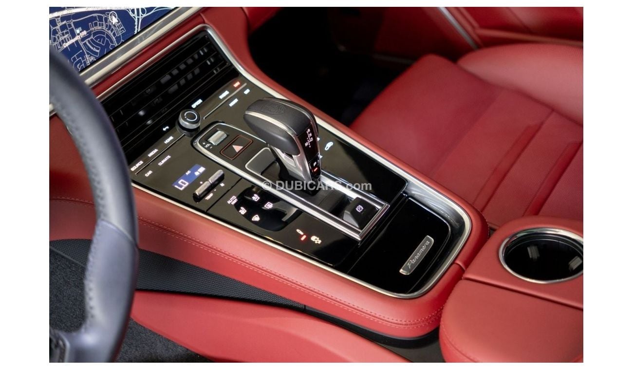 بورش باناميرا 2023 Porsche Panamera GTS / Full Service History / Porsche Warranty
