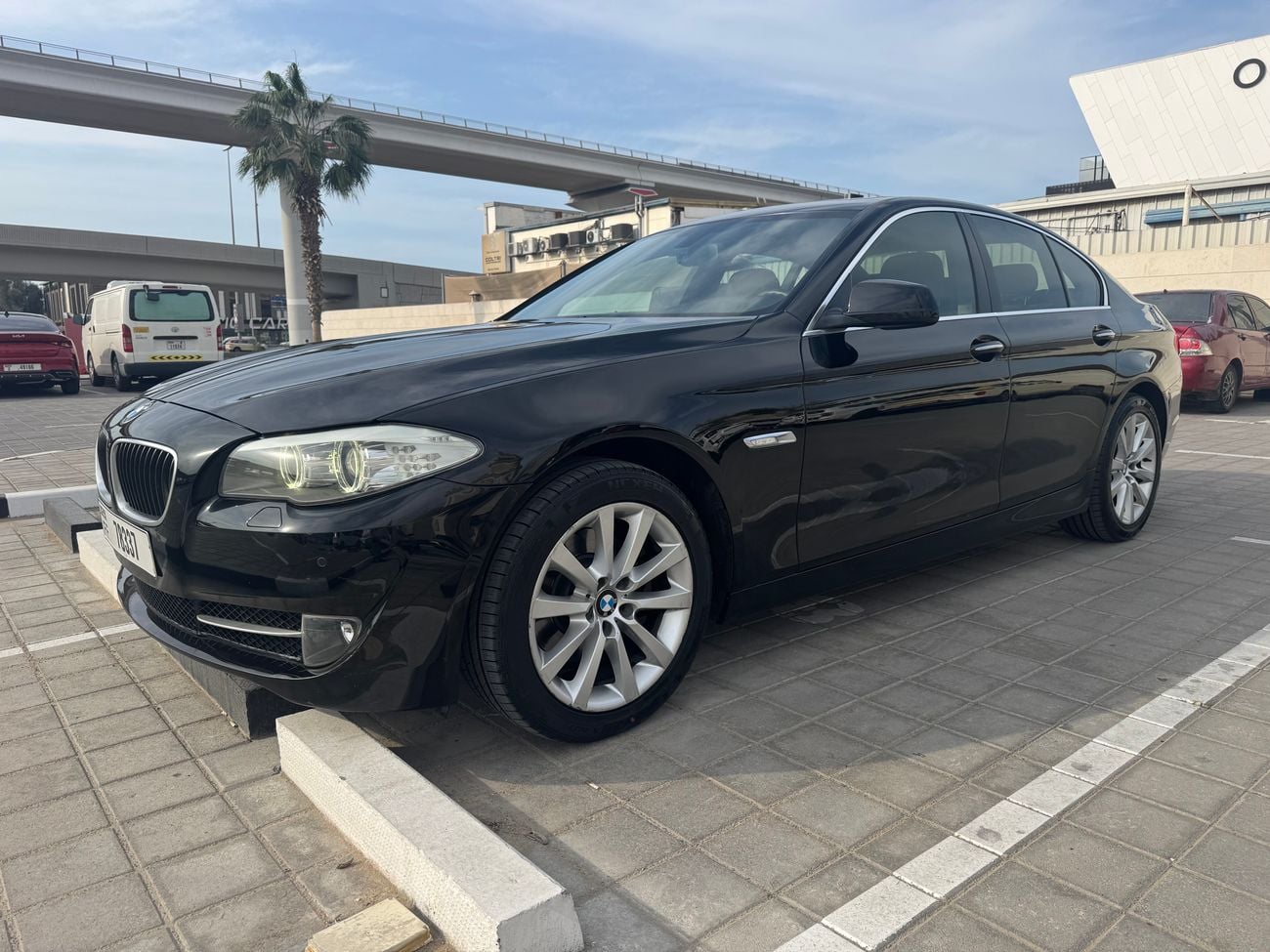 BMW 530i