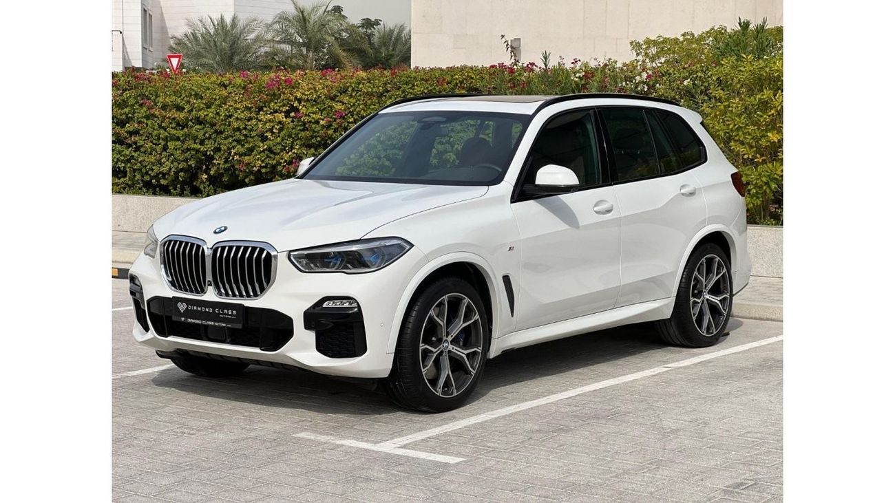 BMW X5 40i xDrive BMW X5 XDrive 40i M package  Head-Up Display  Panoramic Full Option Under warranty Till 2