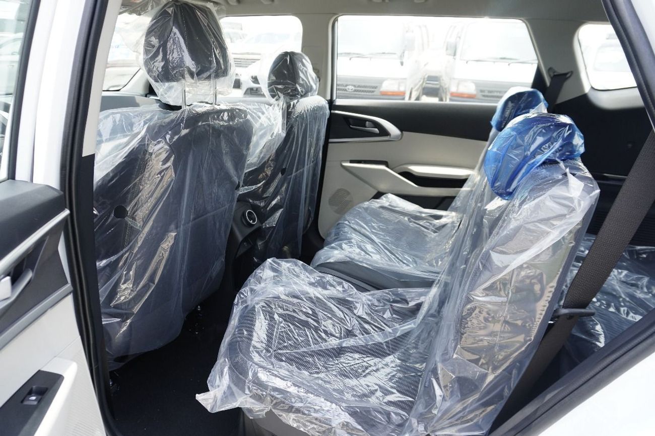 Kia Carens Kia Carens 1.5L ,7 SEATER, LEATHER SEAT, PUSH START,PARKING SENSOR, FOG LIGHTS, MODEL 2025