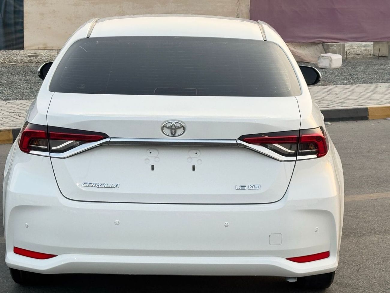 Toyota Corolla SE 1.6L perfect inside & out