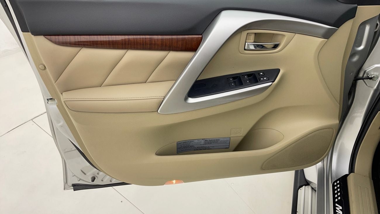 ميتسوبيشي مونتيرو سبورت GLS PREMIUM 3 | بدون دفعة مقدمة | اختبار القيادة في المنزل