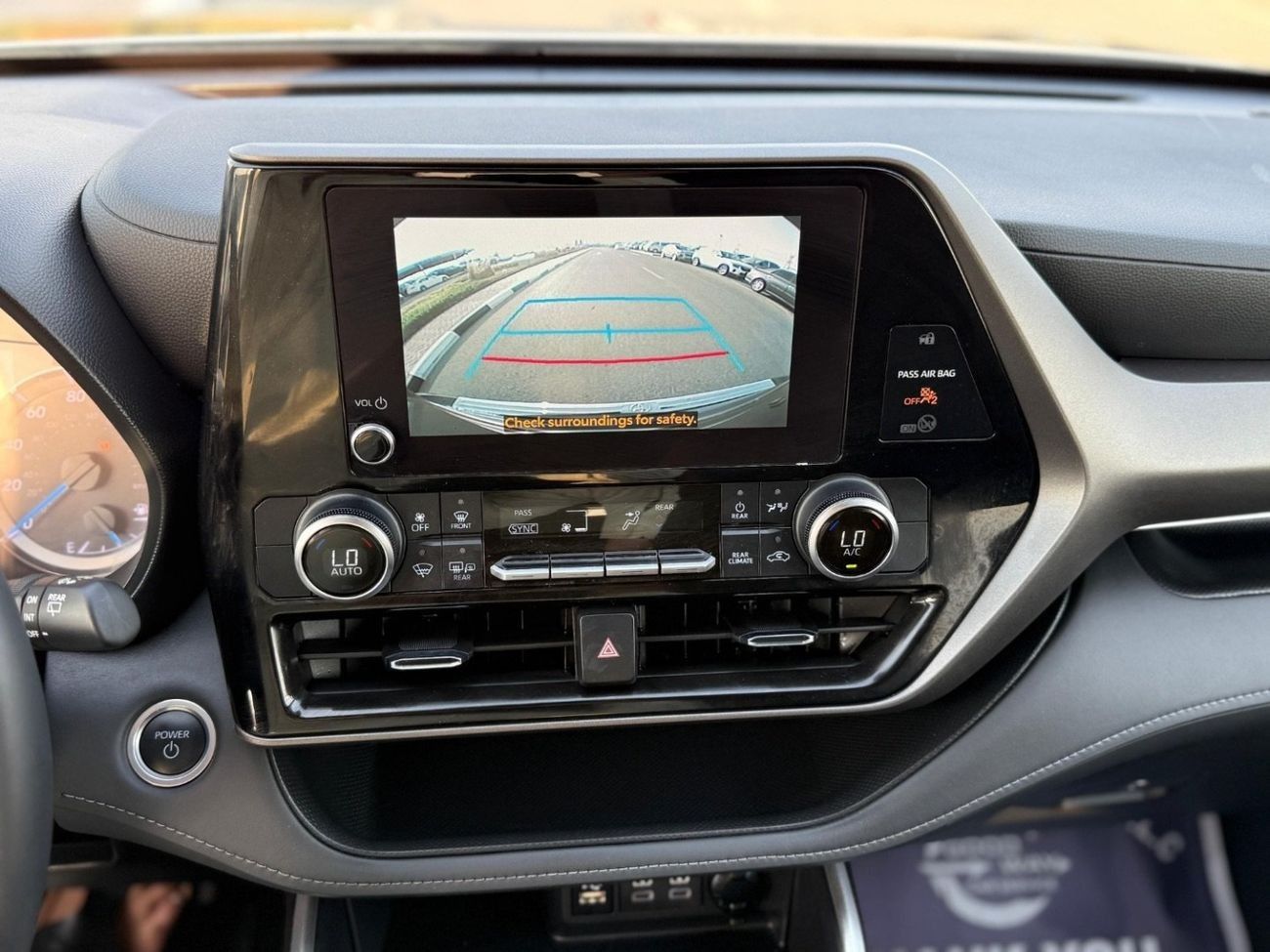 Toyota Highlander Hybrid 2024