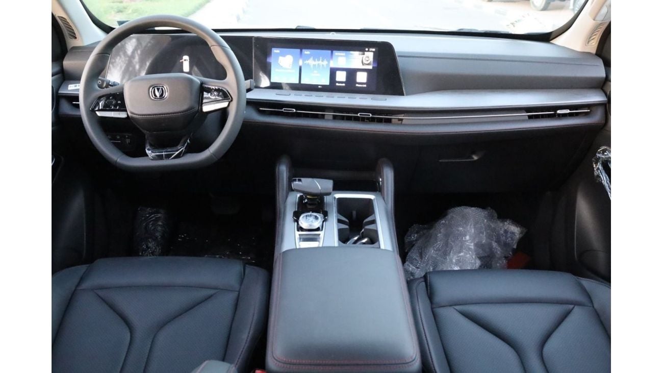 Changan Hunter CHANGAN_LANTUOZHE_EV_MODEL_2023_RANGE_405_KM