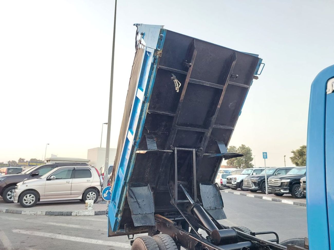 ميتسوبيشي فوسو كانتير MITSUBISHI CANTER TRUCK RHD 1997 MODEL 4.2 L DIESEL MANUAL(PM22312)