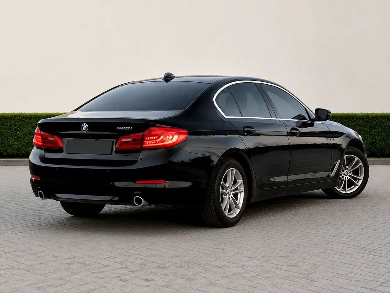 BMW 520i 904 P.M | 520i Executive GCC Specs Original paint