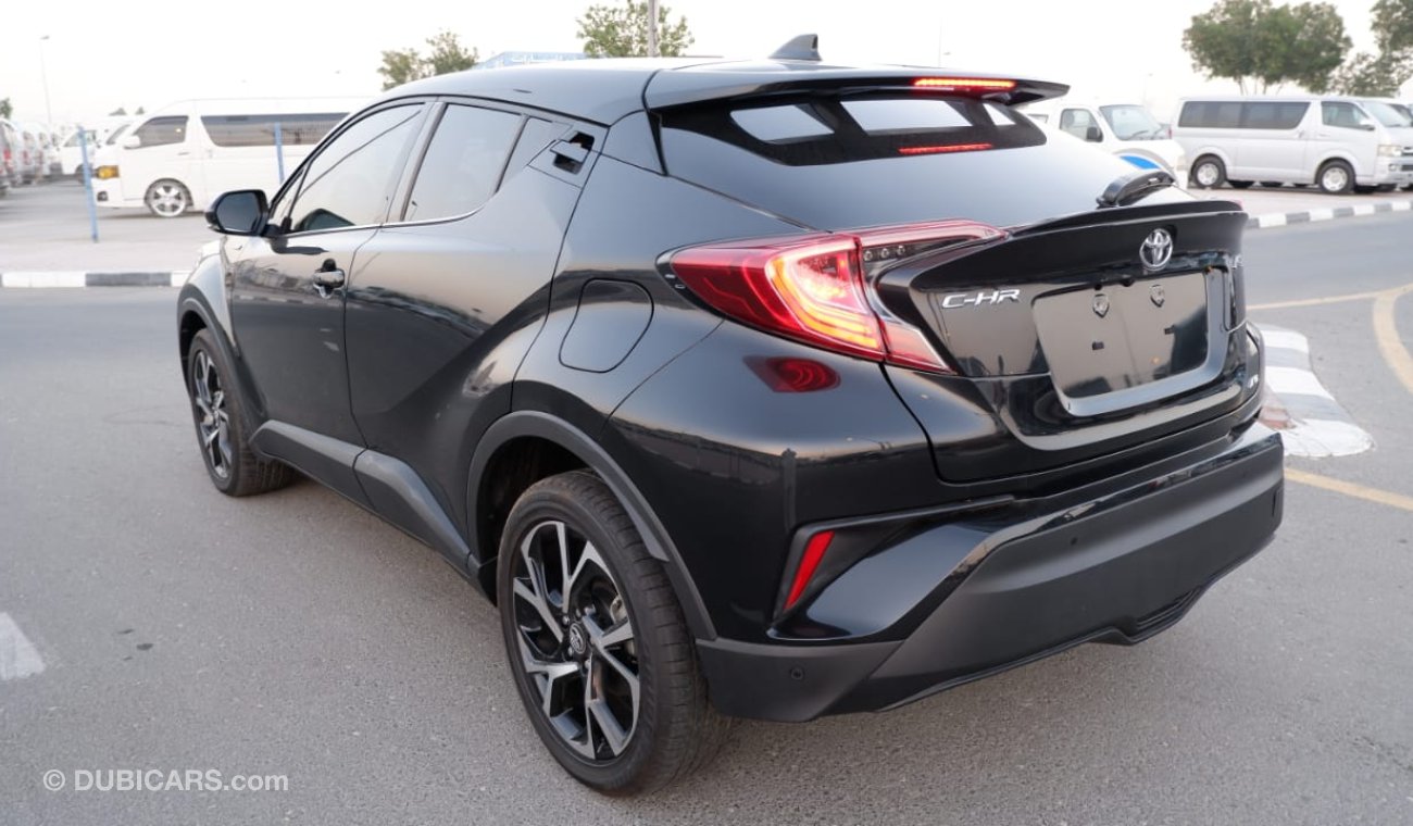 Toyota C-HR PETROL 1200 CC RIGHT HAND DRIVE (EXPORT ONLY)