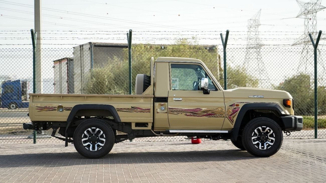 Toyota Land Cruiser Pick Up Single Cab 4.0 A/T 2025 MY EXPORT ONLY