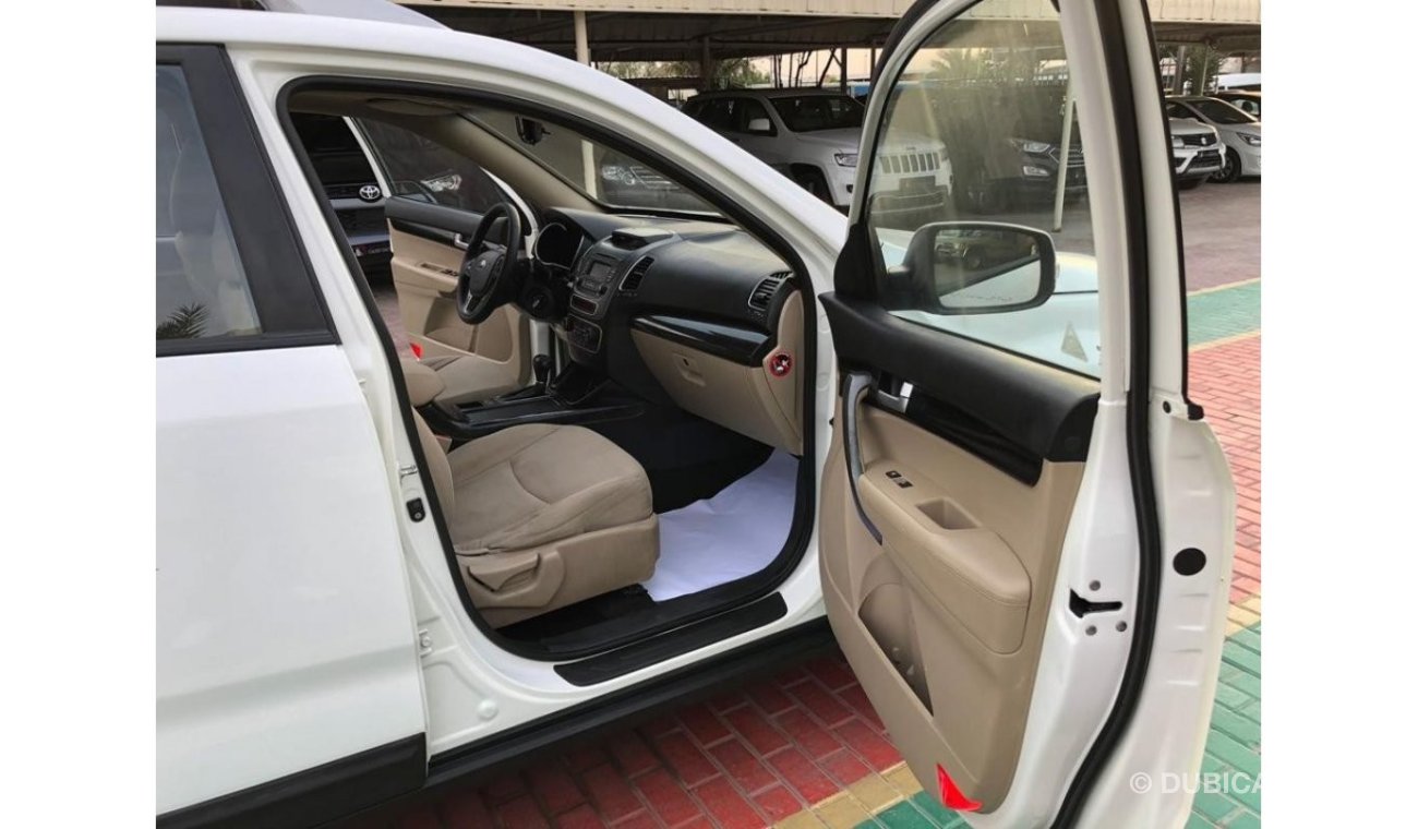 كيا سورينتو Kia Sorento 4WD full option