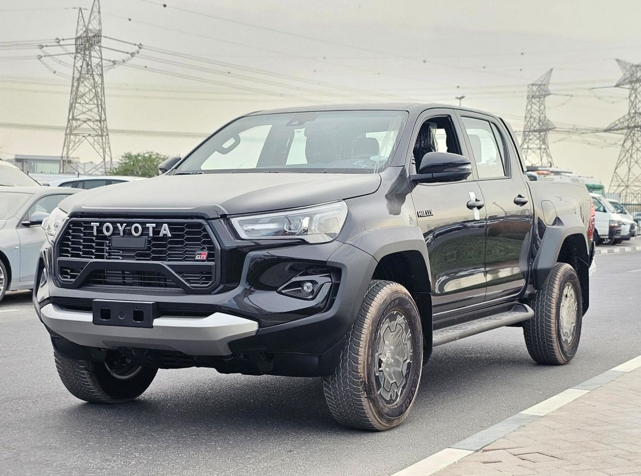 Toyota Hilux HILUX 2.8 GR-S 4WD AT RADAR WIRELESS CHARGER   BSM MY2025