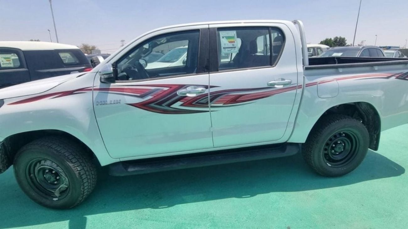 Toyota Hilux 2023 TOYOTA HILUX 2.8 DC   DIESEL 4X4     MANUAL GEAR