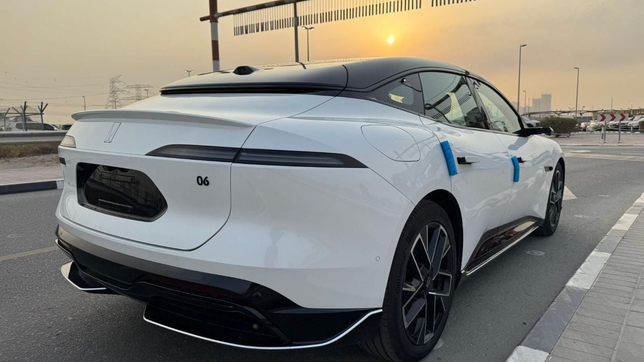 أفاتر 06 Avatr 06 Ultra EV Edition