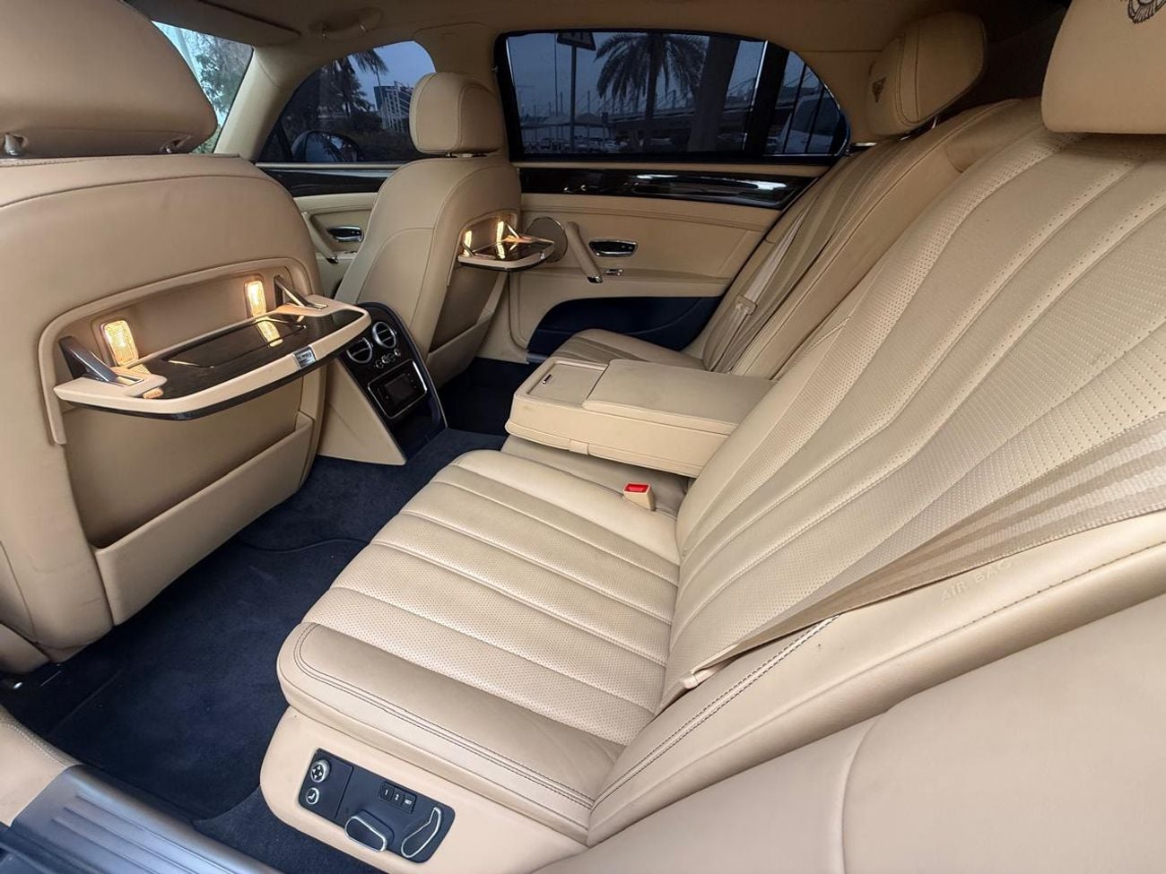 بنتلي فلاينج سبور Bentley Flying Spur W12 Speed 2014 - GCC Specs - Impeccable Condition Original Paint Service History