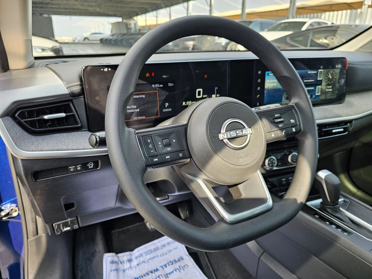 نيسان كيكس SV