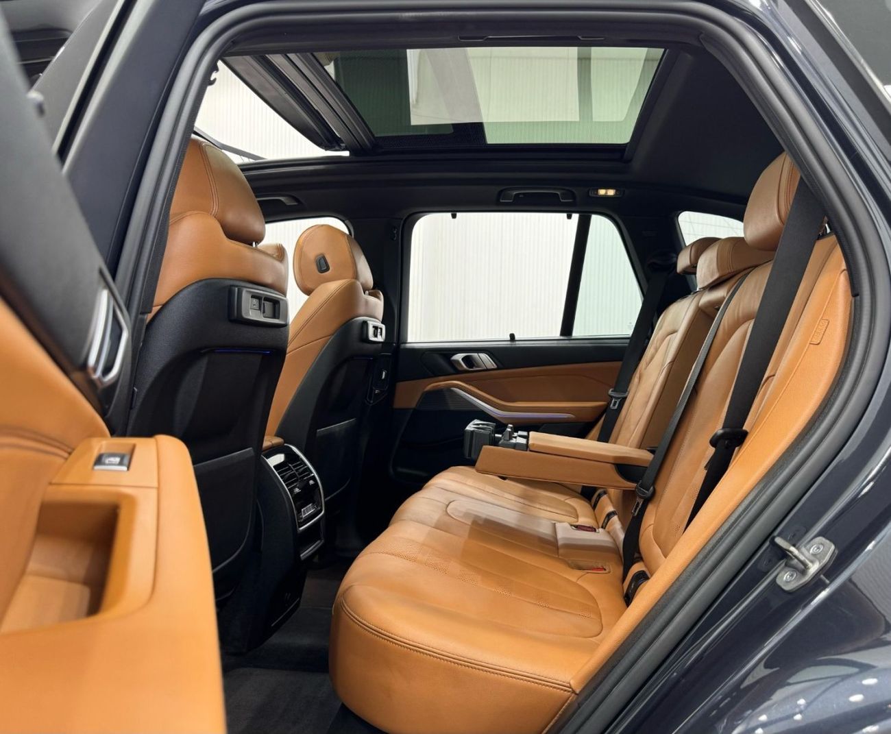 BMW X5 40i M Sport 3.0L 2022 BMW X5 xDrive40i M-Sport, 2027 BMW Warranty, Excellent Condition, GCC