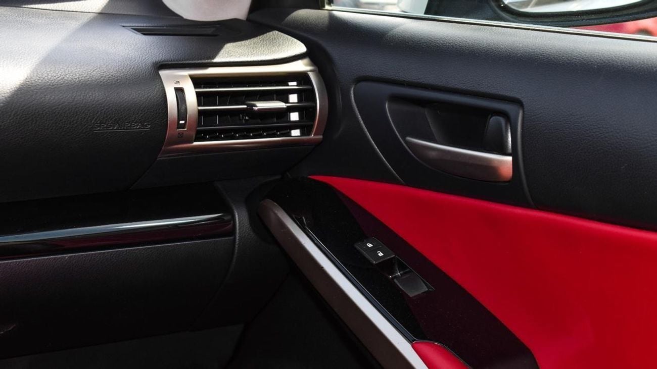 لكزس IS 300 Platinum 2.0L