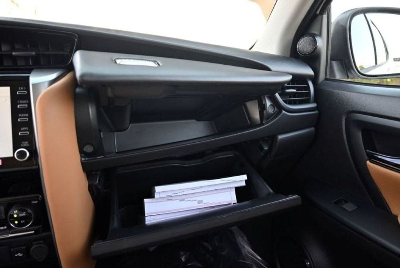 Toyota Fortuner 2025 TOYOTA FORTUNER GXR+ 2.7L PETROL 4WD 7 SEAT AT