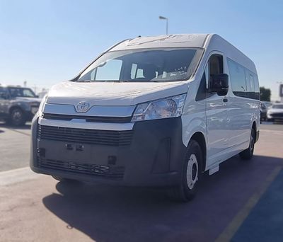 Toyota Hiace DX TOYOTA HIACE 2.8L DIESEL HI-ROOF M/T MY 2026